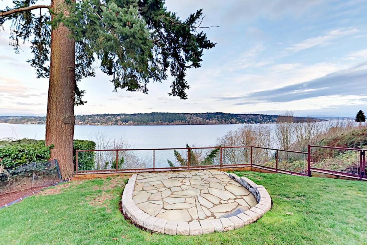 Stones Way Villa Lake Forest Park Exterior photo